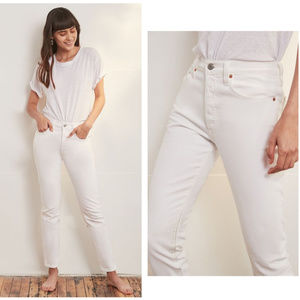 FINAL OFFER BDG White Mid-Rise Skinny Jean 25 x 30